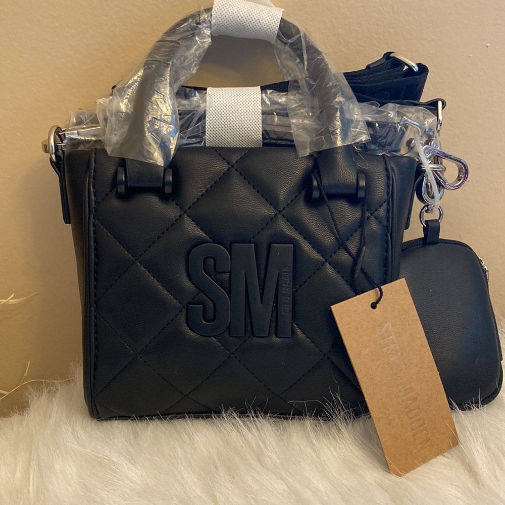 NWT Steve Madden (BBABI) Satchel Crossbody Bag w/Air Pod Case VIRAL TIKTOK PURSE